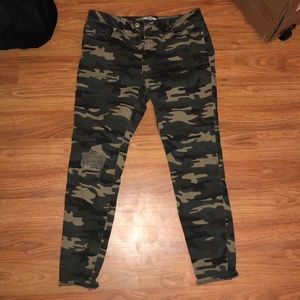 Camo forever 21 jeans